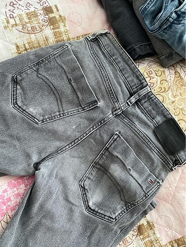 29 Beden gri Renk Tommy pantolon