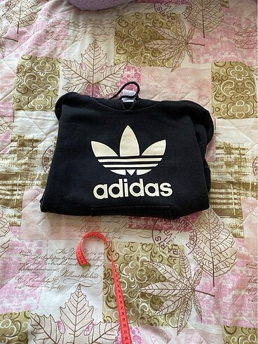 m Beden Adidas çocuk sweatshirt