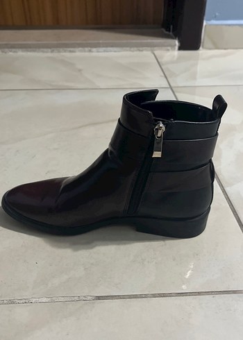 38 Beden bordo Renk Bordo Deri Tokalı Kadın Bot