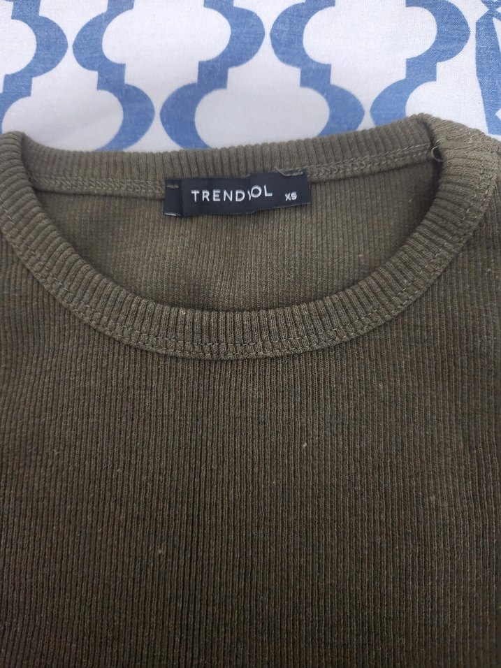 Yeşil Kadın Kolsuz Basic Atlet - Görsel 2