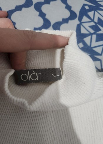 Kırık Beyaz Uzun Kollu Boğazlı Kadın Kazak - Görsel 2