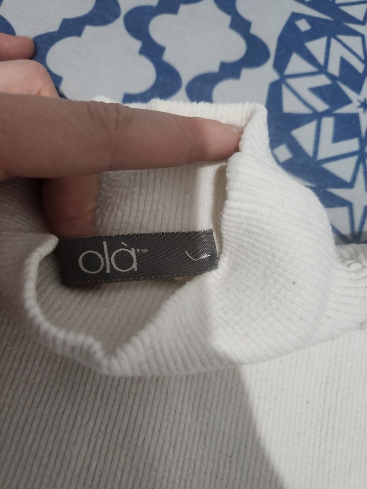 Kırık Beyaz Uzun Kollu Boğazlı Kadın Kazak - Görsel 2