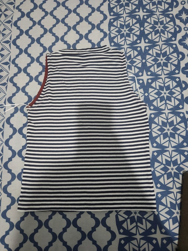 Lacivert Çizgili Yüksek Yakalı Askılı - Görsel 3