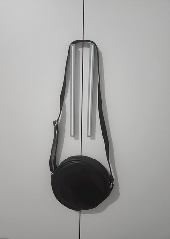 Siyah Deri Yuvarlak Kadın Çanta - Görsel 3