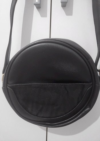 Siyah Deri Yuvarlak Kadın Çanta - Görsel 2