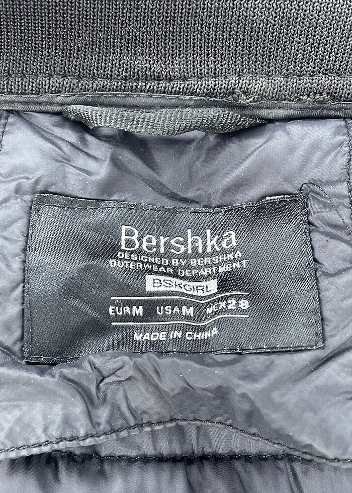 Bershka Mont %70 İndirimli. - Görsel 4