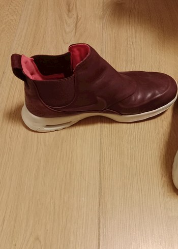 mürdüm rengi kadın Nike botu - Görsel 3