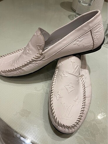 Gerçek deri Louis Vuitton erkek ayakkabı