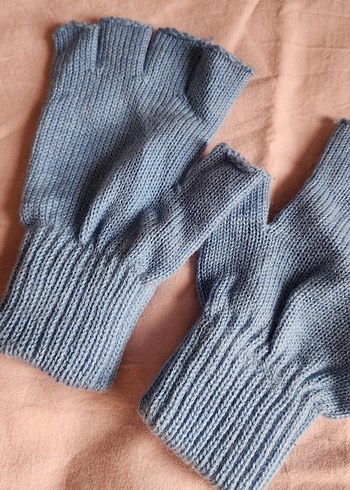 Mavi Yarım Parmak Örgü Eldiven - Görsel 2