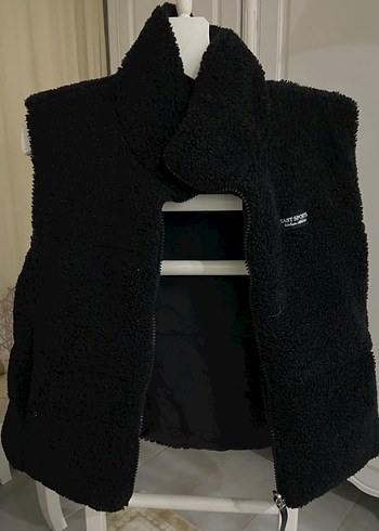 Siyah Kürk Detaylı Kadın Yelek Bershka - Görsel 2