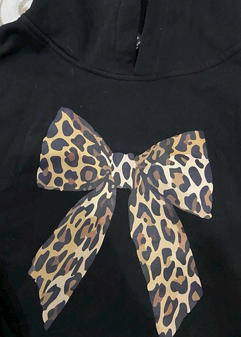 Leopar Desenli Fiyonk Baskılı Kapüşonlu Sweatshirt - Görsel 2