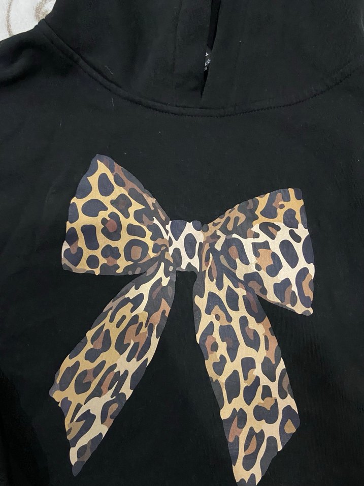 Leopar Desenli Fiyonk Baskılı Kapüşonlu Sweatshirt - Görsel 2