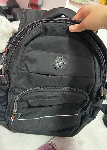 Siyah Fermuarlı Kadın Sırt Çantası - Görsel 2