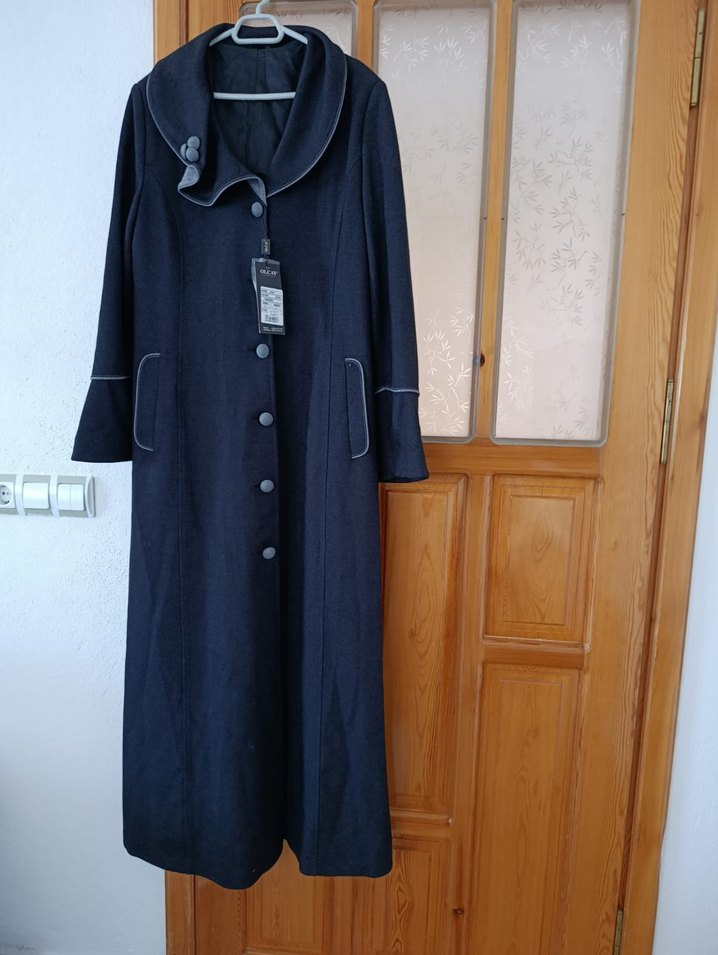 Düğmeli Siyah Uzun Kadın Kaban - Görsel 3