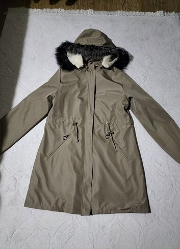 Kadın içi kürklü mont - Görsel 3