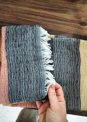 Püsküllü Bohem Tarzı Kadın Şal - Görsel 4