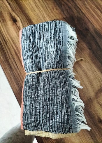 Püsküllü Bohem Tarzı Kadın Şal - Görsel 2