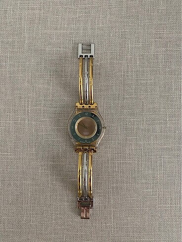 Swatch kadın saat