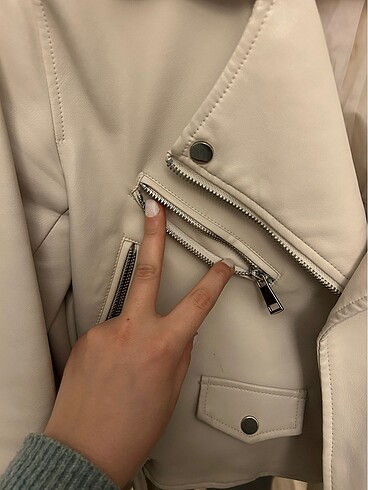 m Beden beyaz Renk stradivarius deri ceket