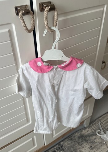 LC Waikiki Pembe Puantiyeli Beyaz Bebek Gomlegi