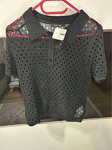 LCW DELİKLİ ÖRGÜ POLO TİŞÖRT