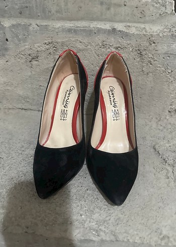 37 Beden Siyah Tokalı Kadın Stiletto Topuklu Ayakkabı