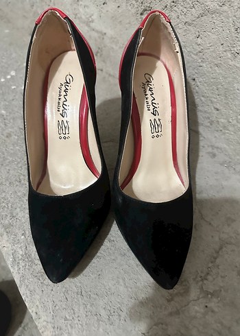 Siyah Tokalı Kadın Stiletto Topuklu Ayakkabı