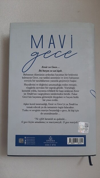  Mavi Gece - K. Kübra Berk 