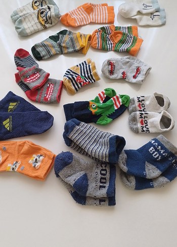 15 tane Renkli Desenli Erkek Çocuk Çorapları - Görsel 2