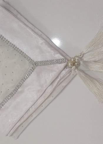 İnci ve Boncuk Detaylı Beyaz masa sehpa örtüsü - Görsel 2