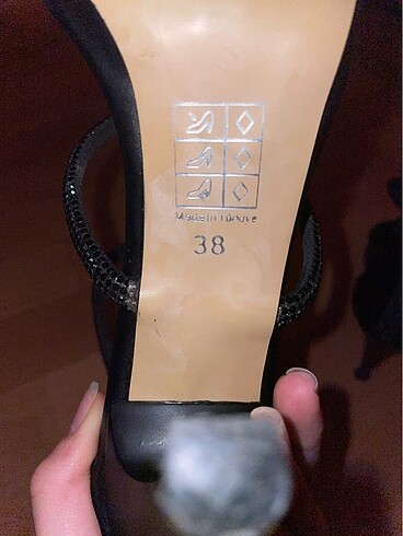 38 Beden siyah Renk Topuklu ayakkabı