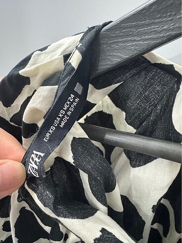 xs Beden Zara zebra desenli gömlek