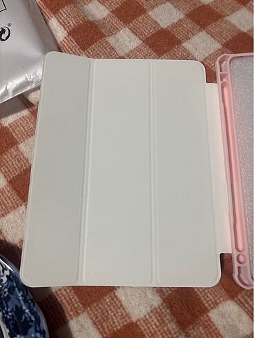 Beden Renk Tablet kılıfı
