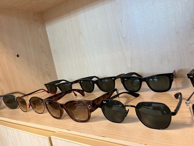 Beden Rayban gözlükler