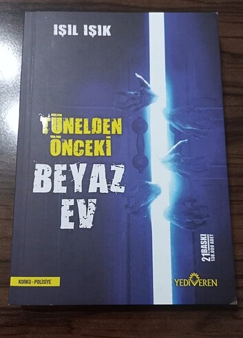 Tünelden önceki beyaz ev 