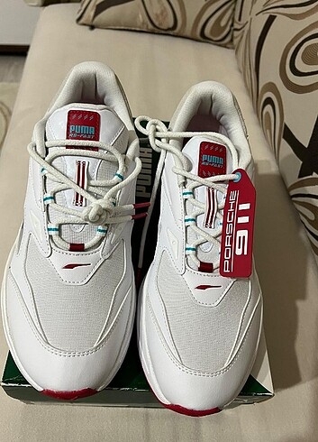 42.5 Beden beyaz Renk Puma porsche spor ayakkabı