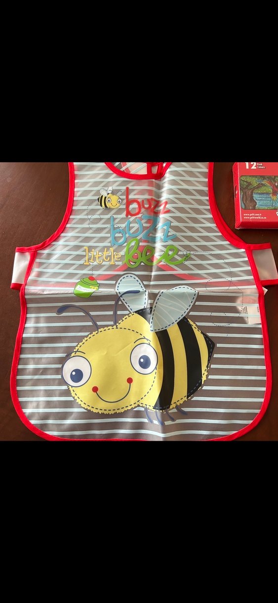 Renkli Arı Desenli Çocuk Önlüğü ve Sulu Boya Pastel Boya Seti - Görsel 2