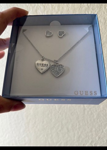Guess Guess Kadın Kolye Seti