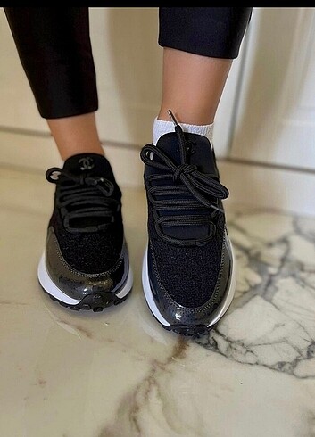 37 Beden Chanel siyah spor ayakkabı
