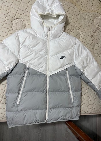 Nike Kapusonlu Sisme Mont Orijinal