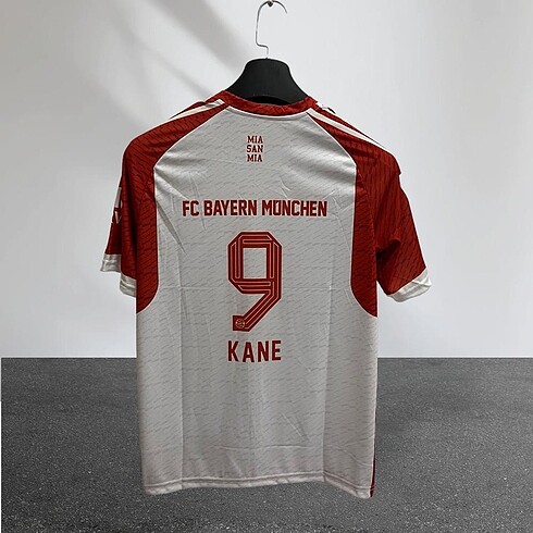 Adidas Bayern Kane Yeni Sezon Forma