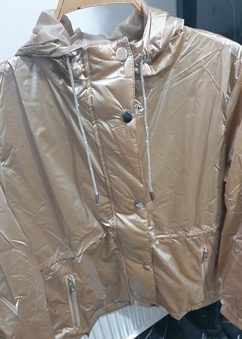 Bej Kadın Kısa Yağmurluk - Görsel 7