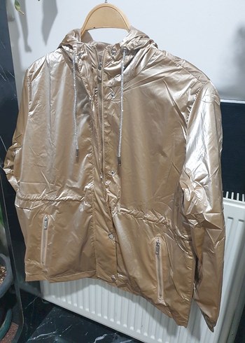 Bej Kadın Kısa Yağmurluk - Görsel 9