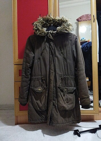 LC Waikiki marka içi peluş kürklü mont parka