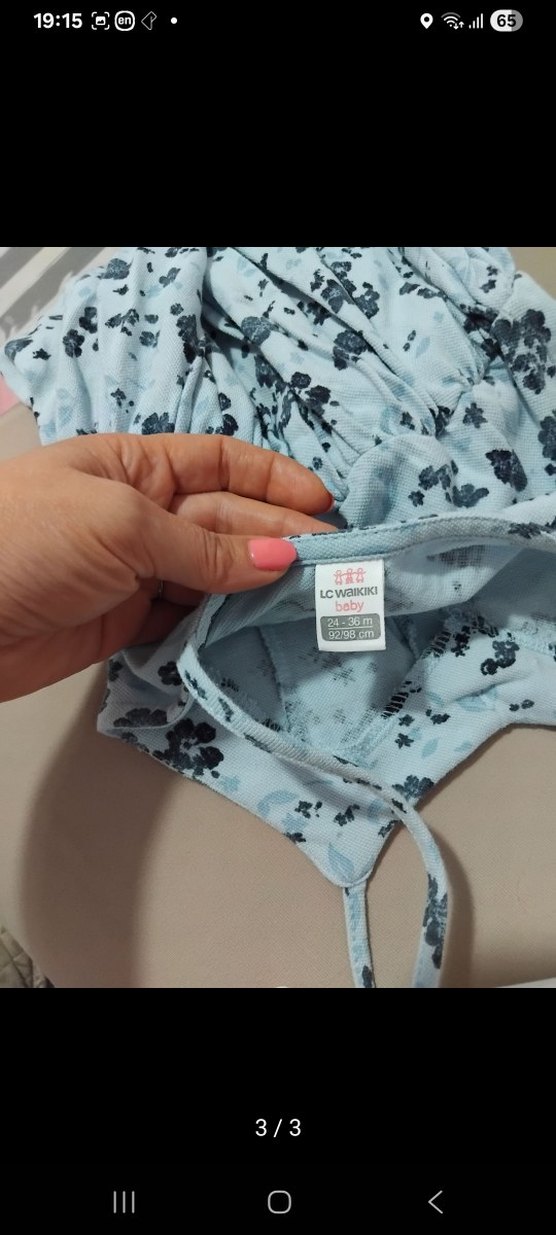 Düğmeli Mavi Çiçekli Askılı Elbise - Görsel 3