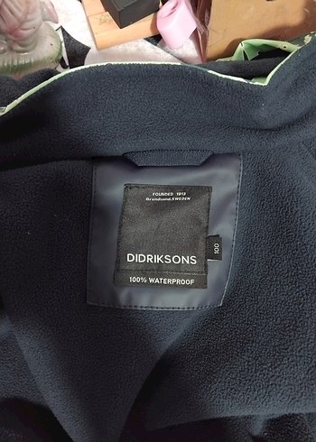 Erkek Çocuk Kamuflaj Desenli Yağmurluk Takımı - Görsel 6