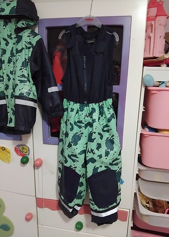 Erkek Çocuk Kamuflaj Desenli Yağmurluk Takımı - Görsel 2