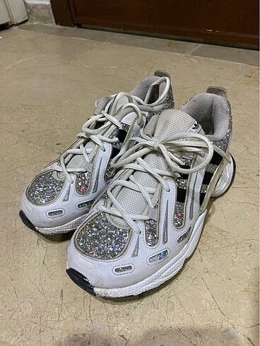 Adidas Adidas pullu ayakkabı