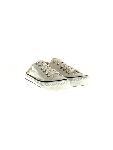 Converse Converse Spor Ayakkabı %70 İndirimli.