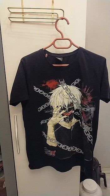 Anime baskılı t-shirt 